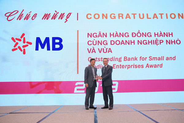 MB nhận cú đúp Giải thưởng Ngân hàng Việt Nam tiêu biểu