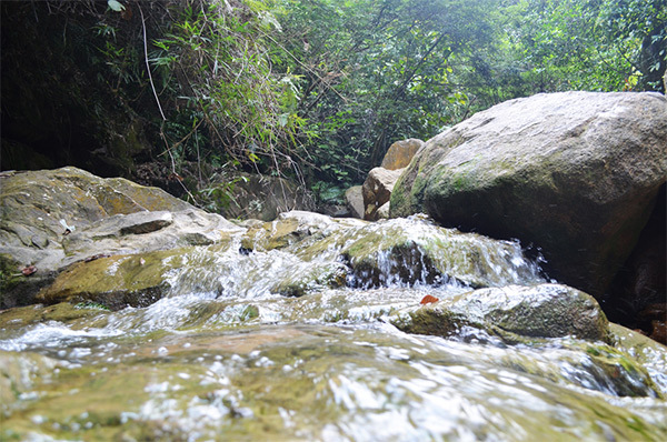 3 thác nước ‘mê lòng người’ ở Quảng Ninh