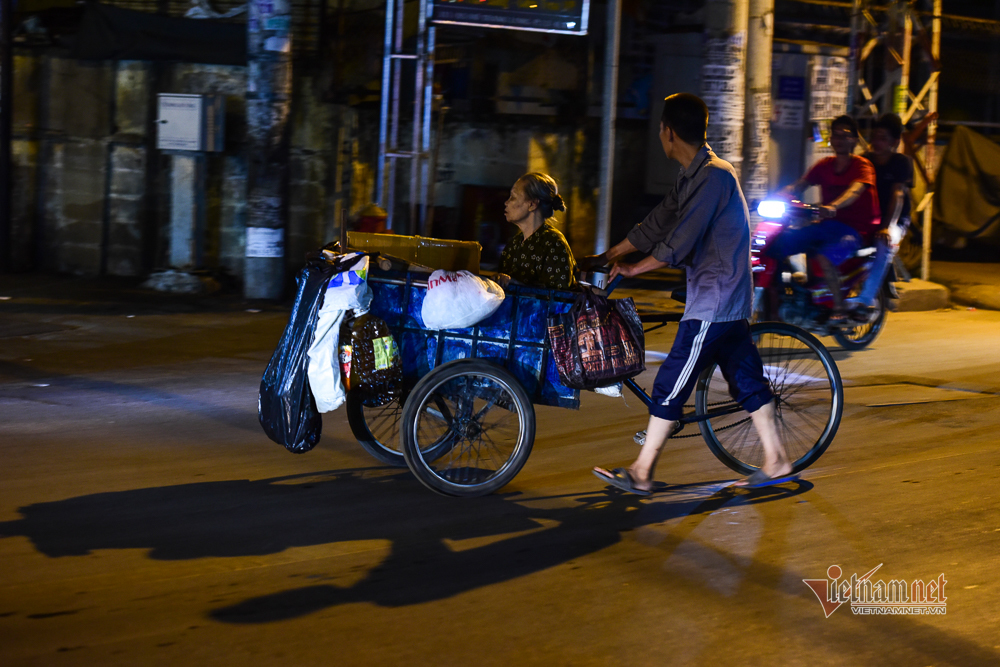 Bùi Tiến Dũng mắc sai lầm trong ngày Thể Công Viettel thua Bình Định