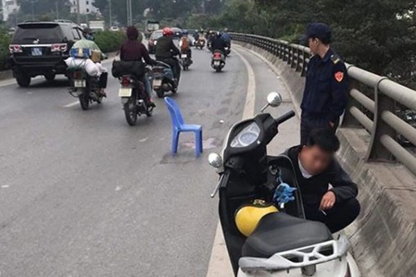 Truy tìm xe tải tông chết bé 6 tuổi rồi bỏ chạy ở Hà Nội