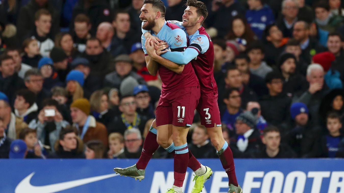 Chelsea thua cay đắng trước West Ham