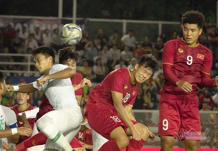 U22 Việt Nam đấu U22 Indonesia: Phủ đầu, giăng bẫy và chiến thắng