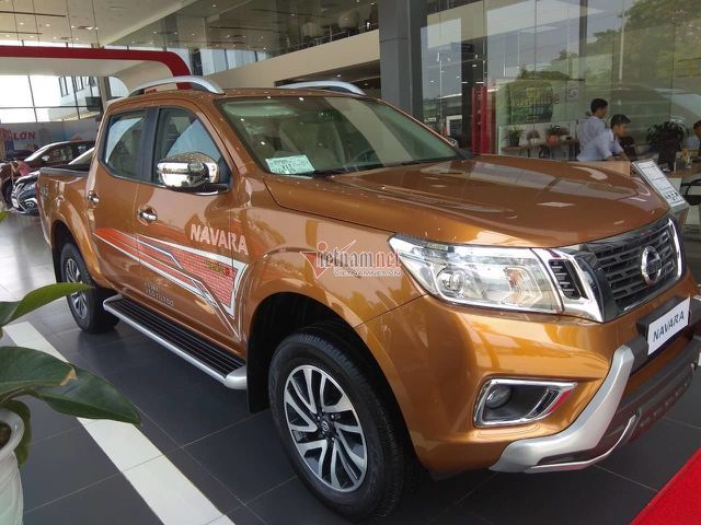 Car market slowdowns at year-end