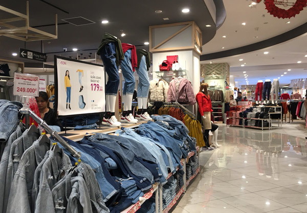 Thất vọng Aeon Mall Hà Đông, khai trương rồi hàng đóng cửa im lìm