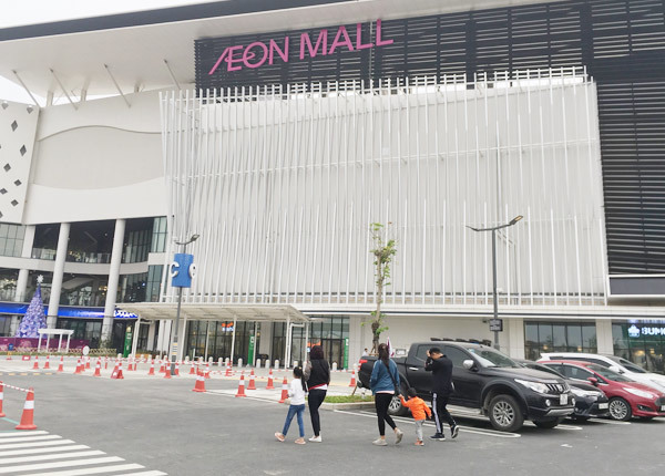 Thất vọng Aeon Mall Hà Đông, khai trương rồi hàng đóng cửa im lìm
