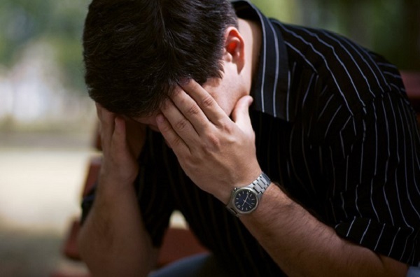 Người đàn ông lạnh nhạt với vợ ngay sau cưới vì căn bệnh khó nói