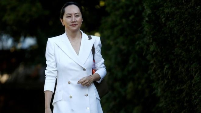 Meng Wanzhou: Oil paintings and books for Huawei executive fighting extradition