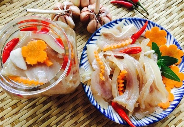 Cách làm tai heo ngâm chua ngọt, chống ngán ngày Tết