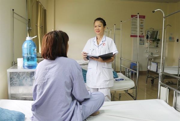 Người phụ nữ băng huyết vì phá thai bằng thuốc tại nhà