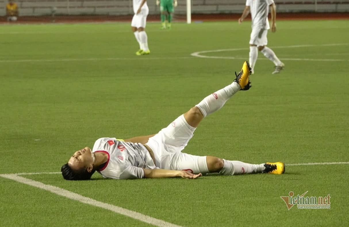 U22 Việt Nam nguy cơ mất Quang Hải hết SEA Games 30