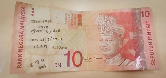 Cô gái Malaysia tìm được tờ tiền cuối cùng của bố nhờ cộng đồng mạng