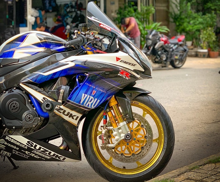 Suzuki GSX-R750 với gói độ nửa tỷ đồng tại TP.HCM