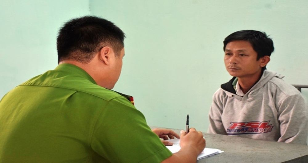 Bắt giam kẻ hiếp dâm bé gái hàng xóm 8 tuổi ở Quảng Nam