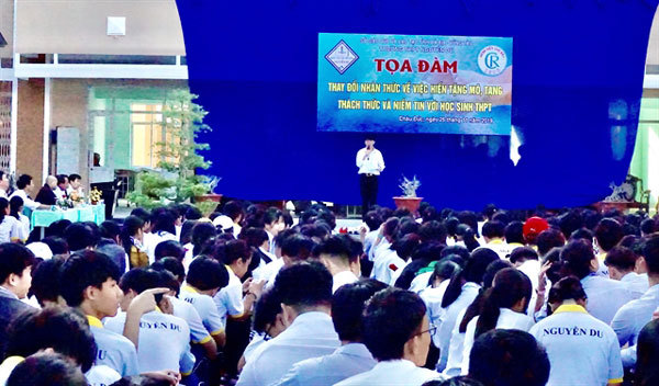 Students spread the word about importance of organ donations in Vietnam