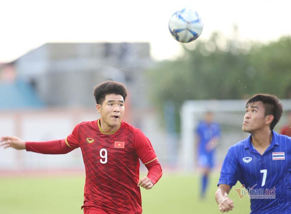 Hà Đức Chinh... đen mà lại rất đỏ!