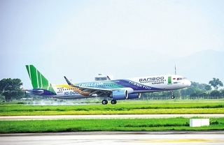 Foreign groups grasp more aviation control