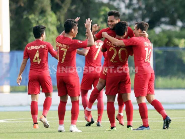 Thắng đậm Lào, U22 Indonesia đấu Myanmar ở bán kết