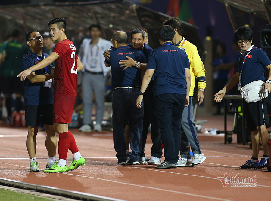 Chuyên gia dự đoán Mỹ vs Uruguay, 8h00 ngày 2/7