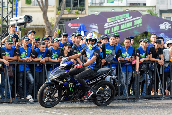Yamaha ‘chơi lớn’ lì xì 100 tỷ đồng cho khách mua xe
