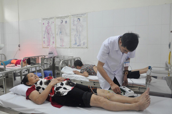 2 giải pháp mũi nhọn cải thiện chăm sóc sức khoẻ ban đầu ở Việt Nam