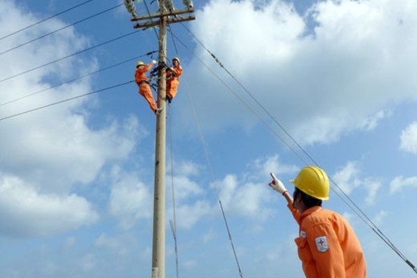 Vũ Thư đẩy mạnh chương trình “Thắp sáng đường quê”