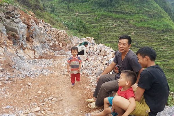 Giúp người di dân, tái định cư ổn định cuộc sống