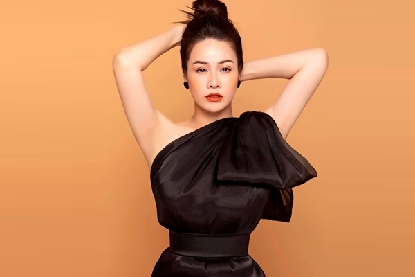 Nhật Kim Anh: Bị trộm 5 tỷ còn bị người thân chỉ trích vì để tiền ở nhà