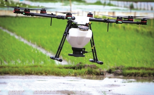 Drones now used by Vietnam’s rice farmers