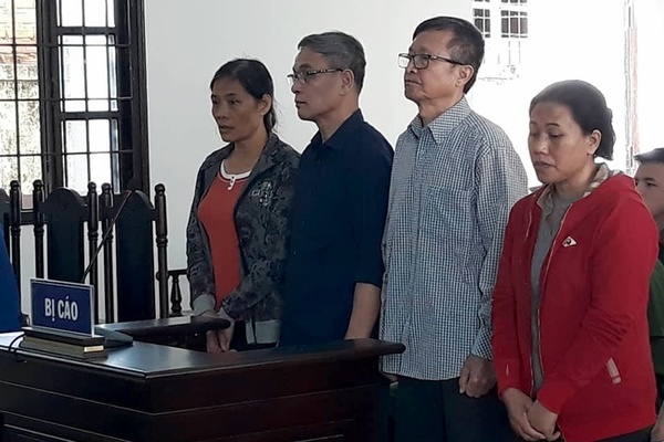 Nhóm lừa bán thiên thạch trăm triệu USD lĩnh án 67 năm tù