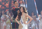 Khánh Vân rơi nước mắt phút đăng quang Hoa hậu Hoàn vũ VN