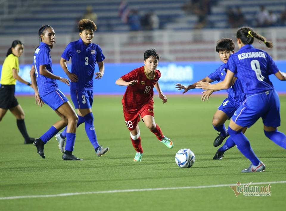 Tuyển nữ Việt Nam thắng Thái Lan lấy Vàng SEA Games: Quả cảm!