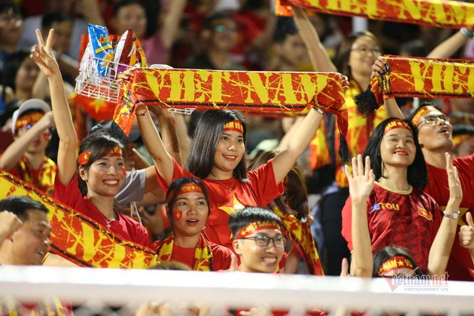 Tuyển nữ Việt Nam thắng Thái Lan lấy Vàng SEA Games: Quả cảm!