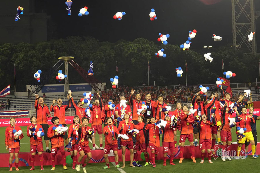 Hạ gục Thái Lan, nữ Việt Nam lập kỷ lục SEA Games