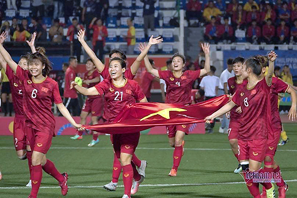 Tuyển nữ Việt Nam thắng Thái Lan lấy Vàng SEA Games: Quả cảm!