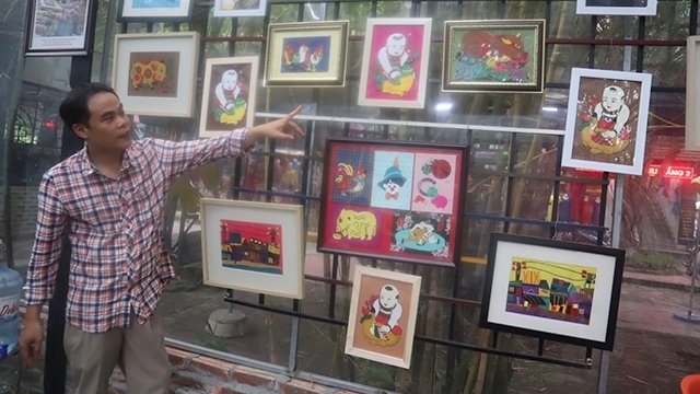 From fabric scraps to beautiful folk paintings