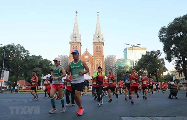 Nearly 13,000 runners compete in HCM City International Marathon