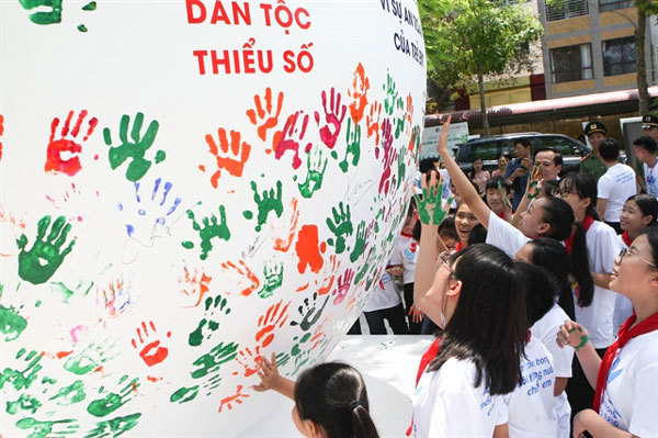 Vietnam sees no improvement in reducing child abuse