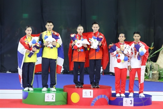 Vietnamese aerobic gymnasts take three golds at SEA Games