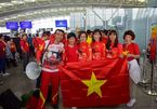 Vietnamese fans flock to Philippines to cheer football team in final