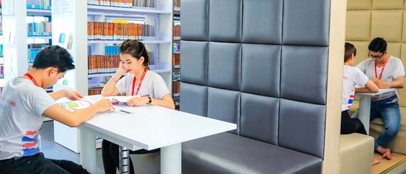 Modern university libraries serve students’ learning demand