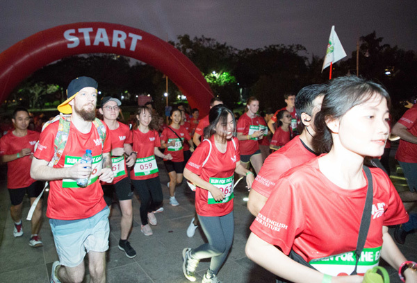 ‘Run for the Earth’ quyên góp 2.579 cây xanh