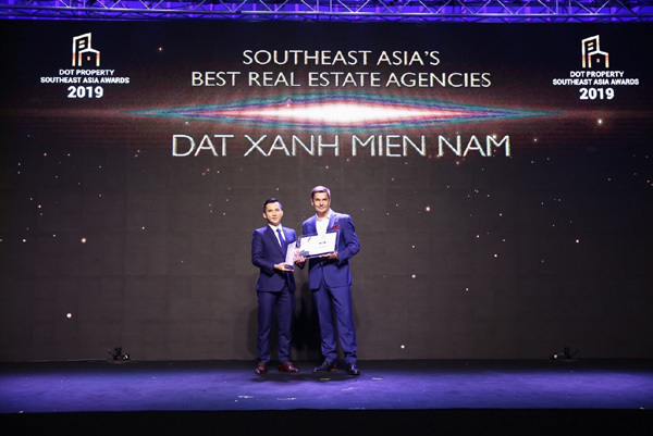 Đất Xanh Miền Nam nhận giải Đơn vị phân phối BĐS tốt nhất Đông Nam Á