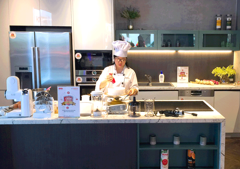 Từ thạc sĩ Hóa học, tôi lựa chọn nghề làm bánh