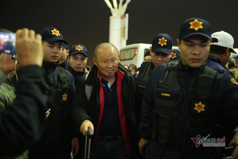 U23 Việt Nam đi Hàn Quốc, thầy Park được bảo vệ nghiêm ngặt