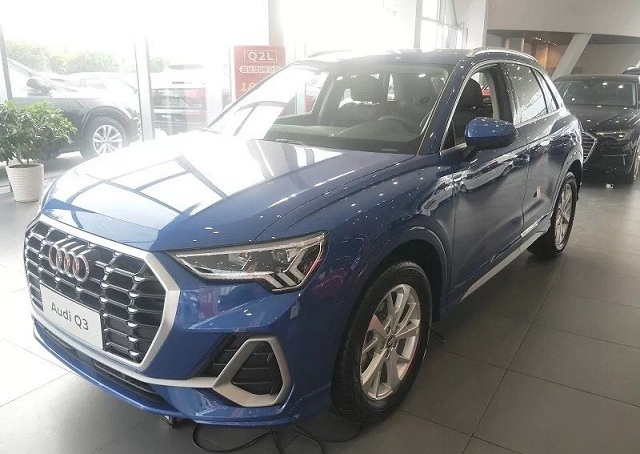 Bố mẹ phải đền 230 triệu do con làm xước 10 chiếc Audi trong showroom