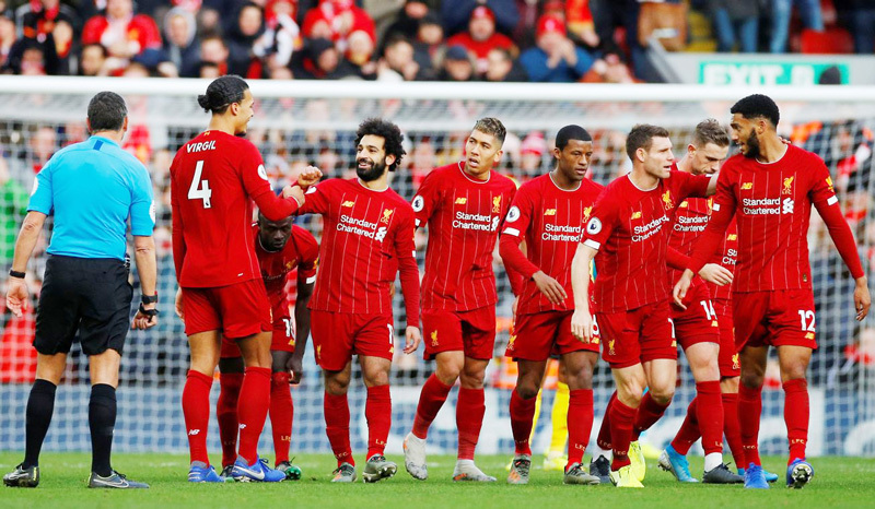 Salah bừng sáng, Liverpool xây chắc ngôi đầu