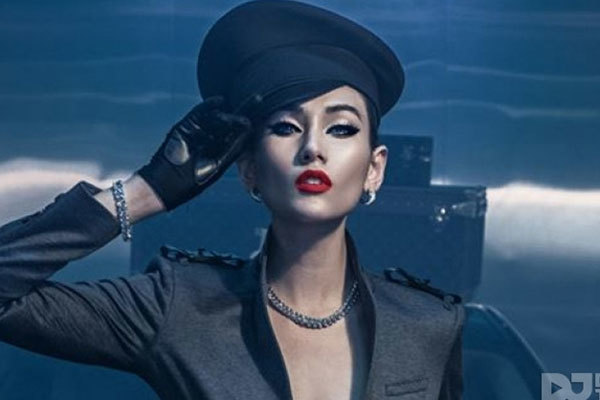 Ba mỹ nhân Việt nóng bỏng vào top 100 DJ châu Á