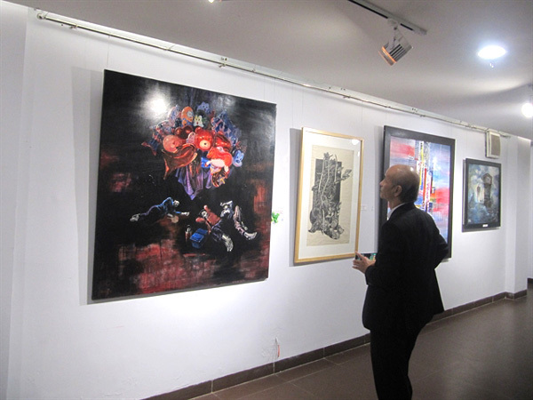 Art exhibition honours local artists