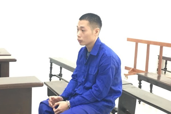 Bị dọa đánh, ‘đầu gấu’ Hà Nội bỏ chạy sau màn đòi nợ