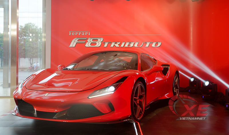 Cường đô-la tậu siêu xe Ferrari F8 Tributo đầu tiên về Việt Nam